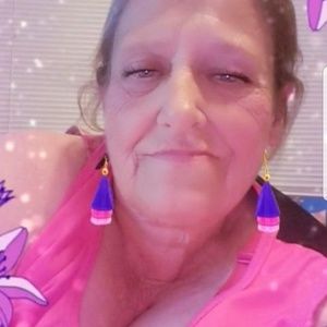 Meet your Posher, Violet